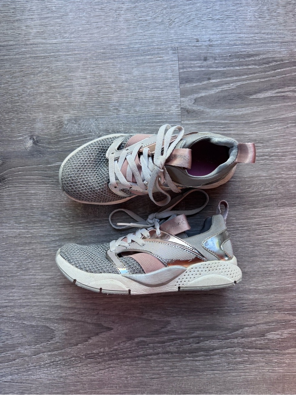 Skechers Girls Shoes • Size 1
